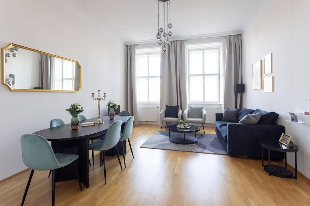 Apartament Franz 24 - Typical Viennese In The Heart Of *