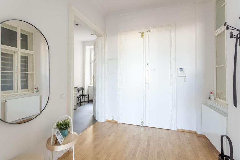 Apartament Franz 24 - Typical Viennese In The Heart Of